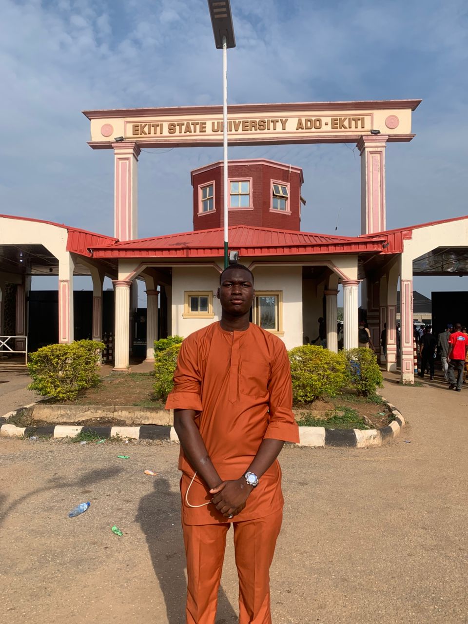 Ayanrino Olabode Esmael 